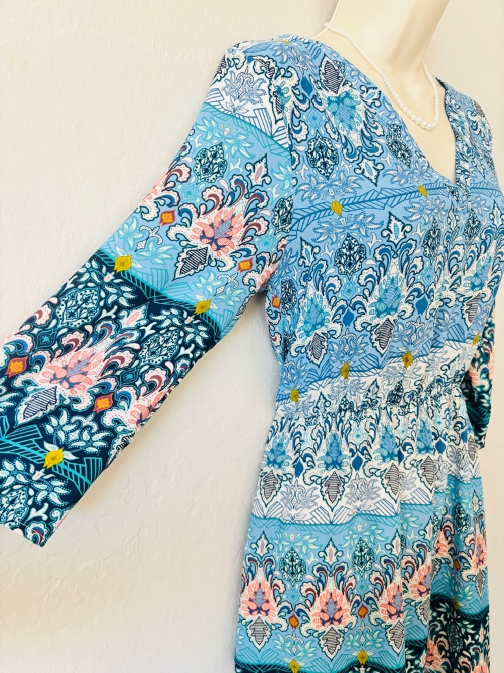 Everly Blue Paisley V-Neck Smock Waist Mini Dress - Picture 3 of 15